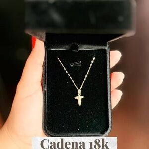 Elegant Gold Cross Pendant Necklace